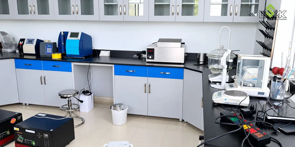 Lắp đặt phòng thí nghiệm Vinamilk -2